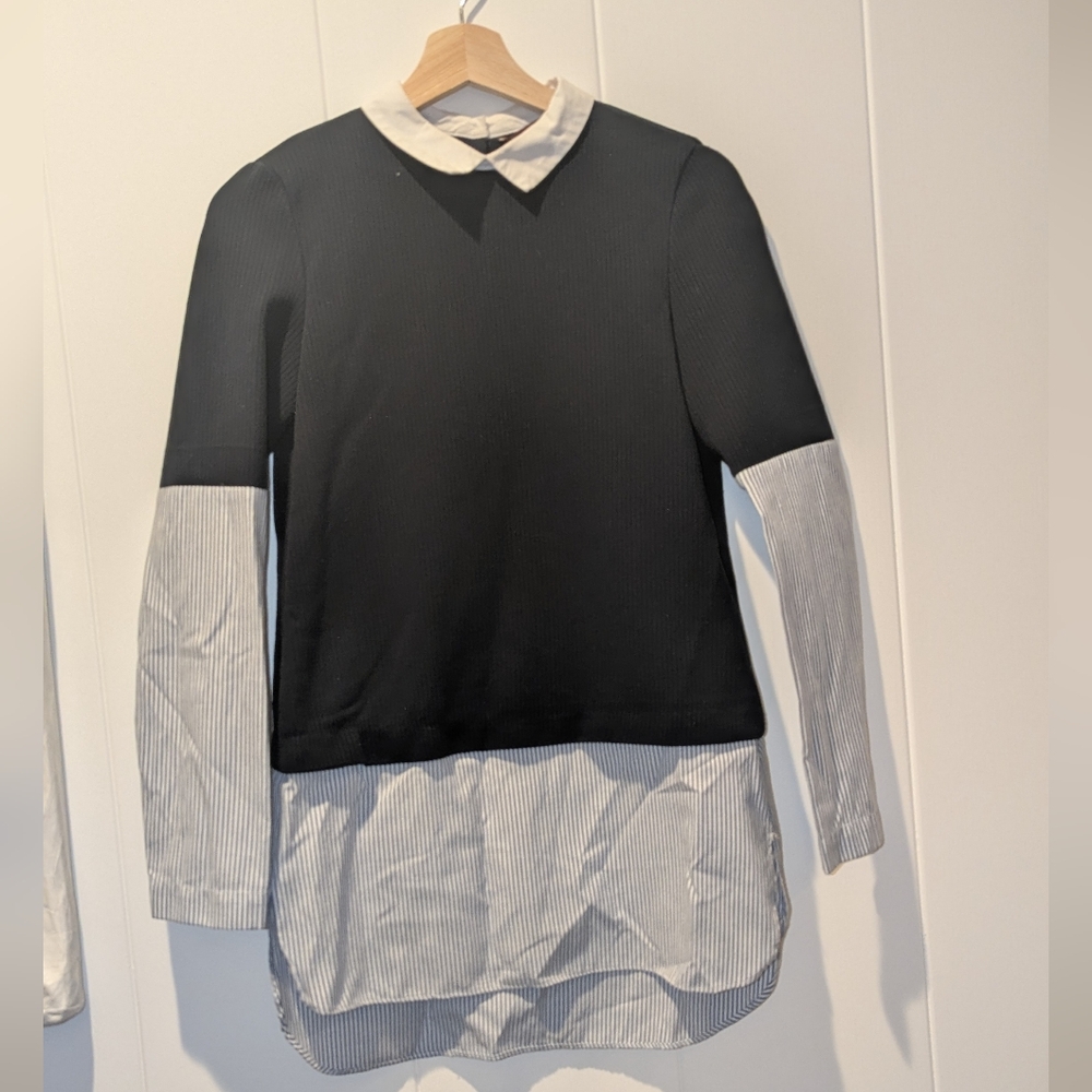 Zara Trafaluc Navy and White Top